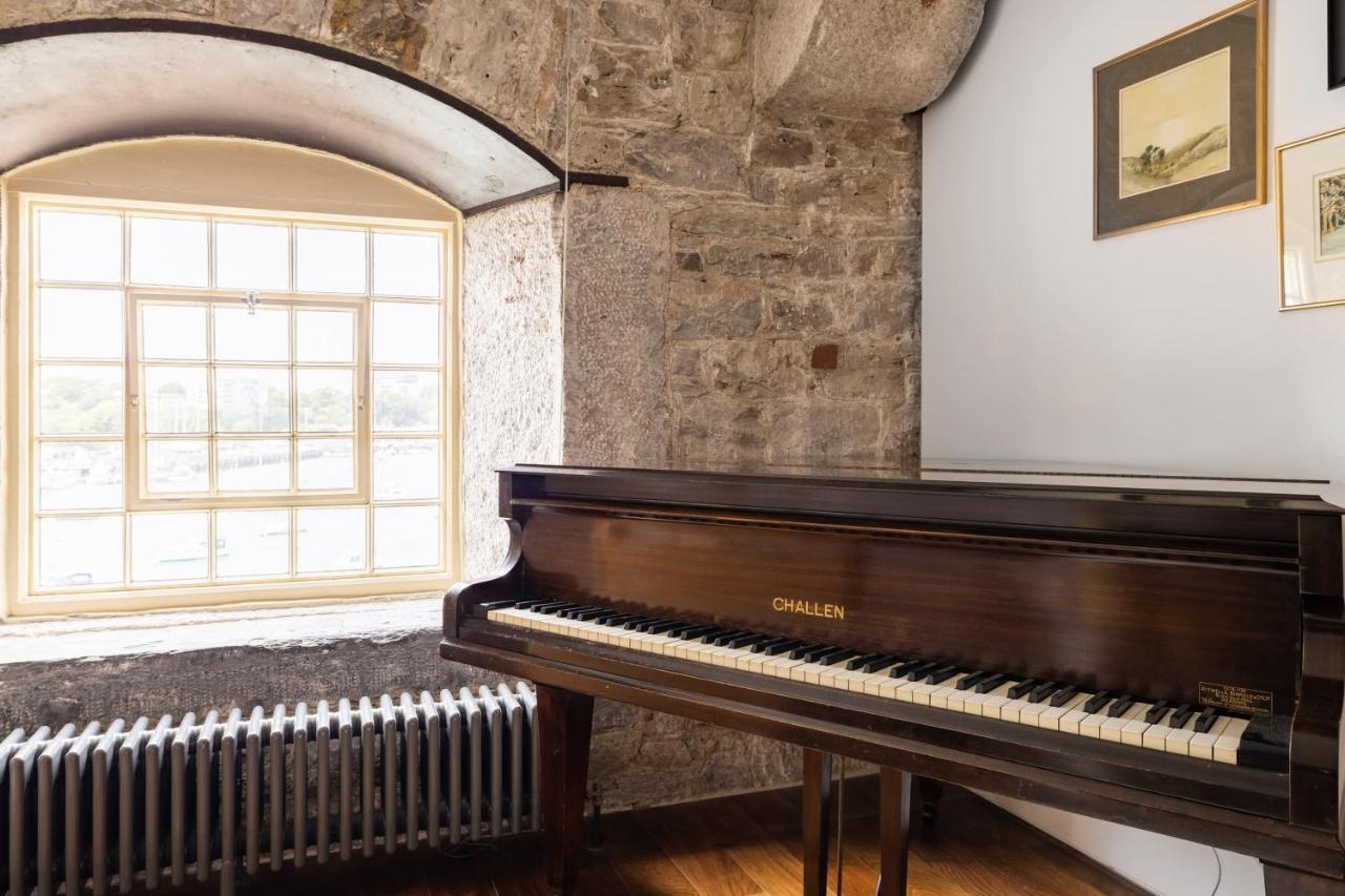 Luxury 2 Bed Apartment In Historic Royal William Yard Plymouth Dış mekan fotoğraf