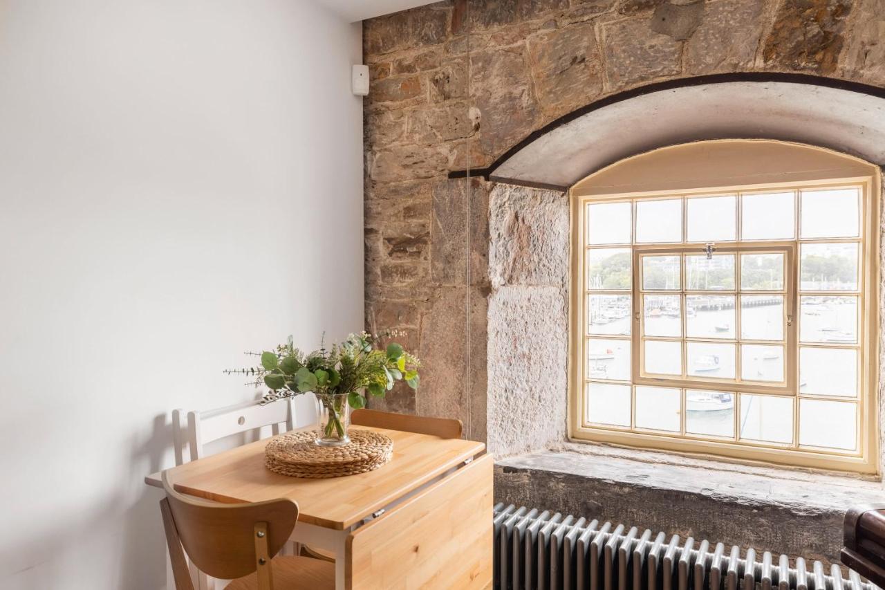 Luxury 2 Bed Apartment In Historic Royal William Yard Plymouth Dış mekan fotoğraf